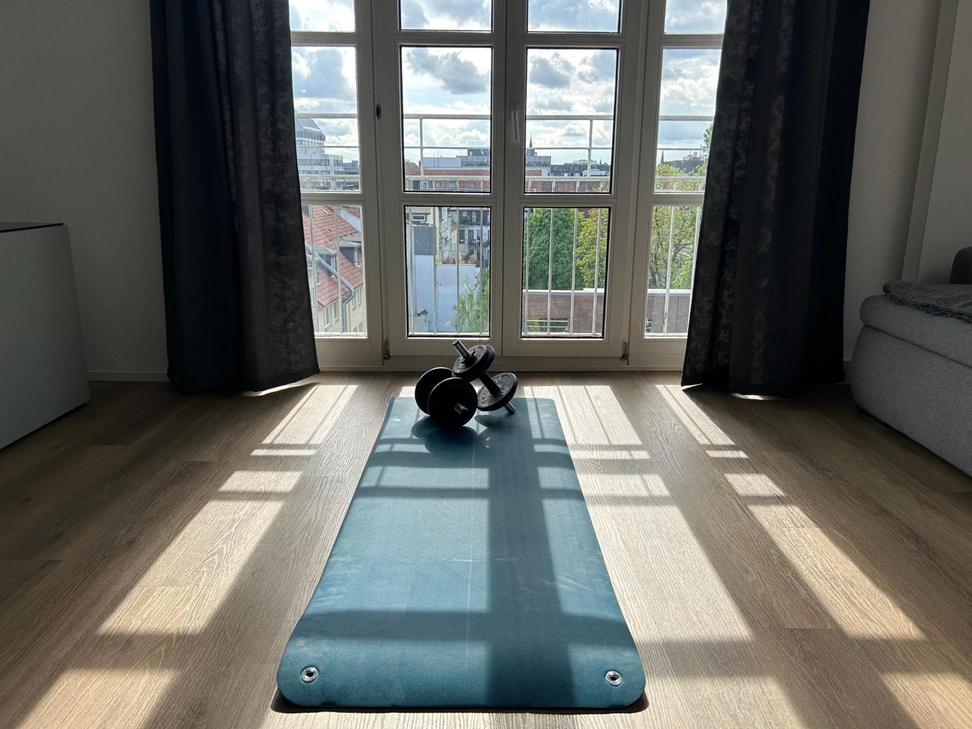 הנובר Eich-Penthouse, Zentral Am Stadtwald Mit Ausblick Ueber Die Stadt, 24H Self Check-In, Netflix, Disneyplus מראה חיצוני תמונה